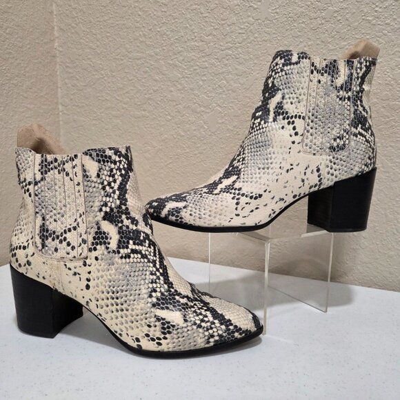 Snakeskin Booties Women's Size 9 Fall Ankle Boots Steve Madden Block Heel - Picture 1 of 11